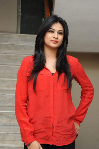 Zara-at-Bhai-Triple-Platinum-Disc